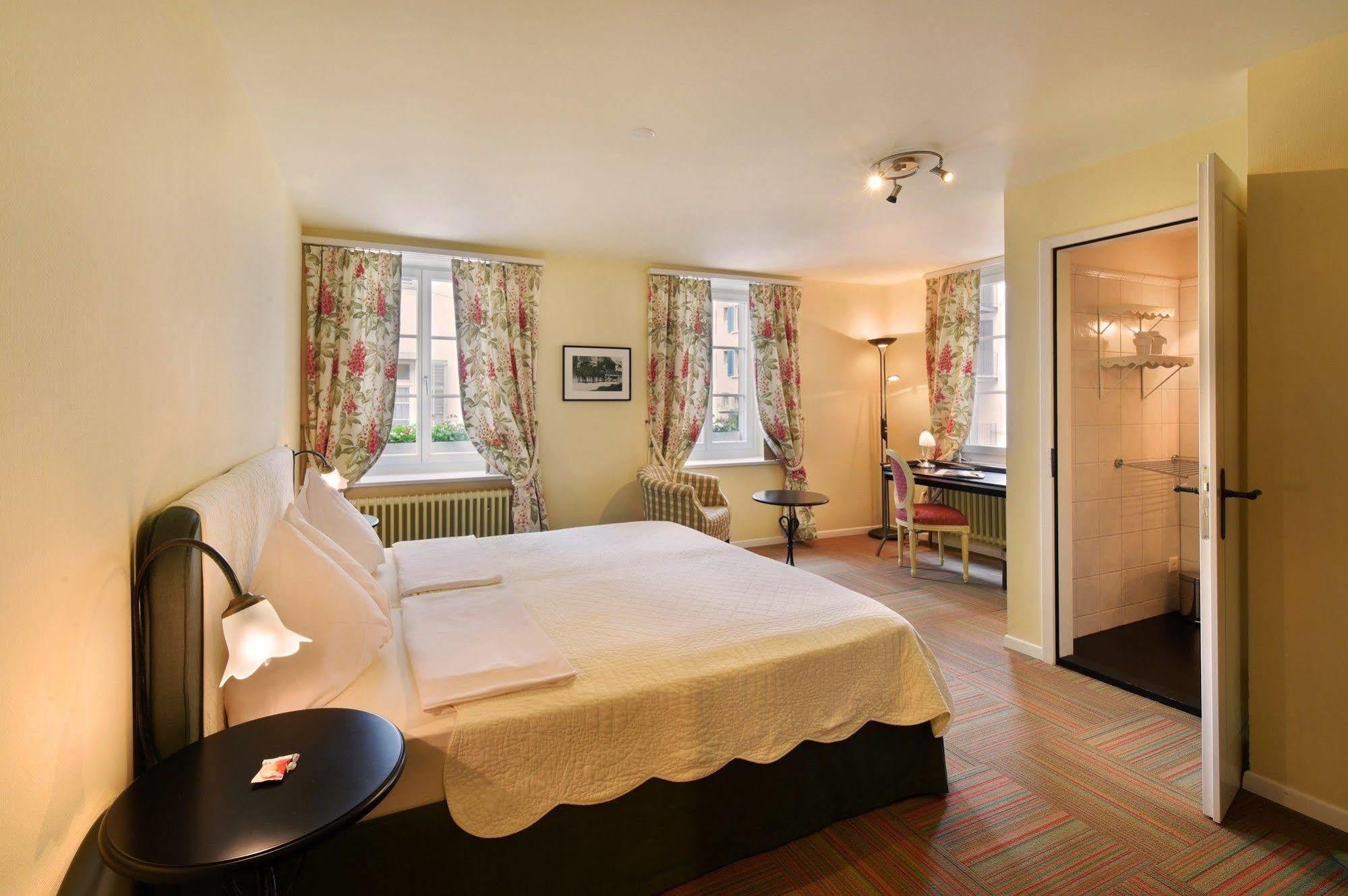 Romantik Hotel Schwan Horgen Exterior photo